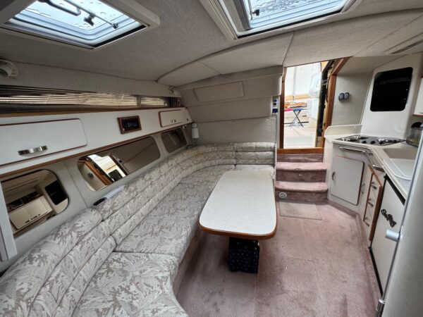 Sea Ray 350 Express Cruiser – Bild 9
