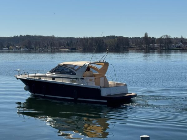 Cayman Yachts 38 WA – Bild 4
