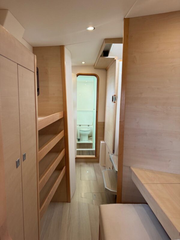 Catana CATANA 42 Carbon Infusion - Owner's Version – Bild 9